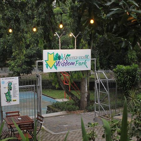 Mmugm Hotel Pakualaman Εξωτερικό φωτογραφία