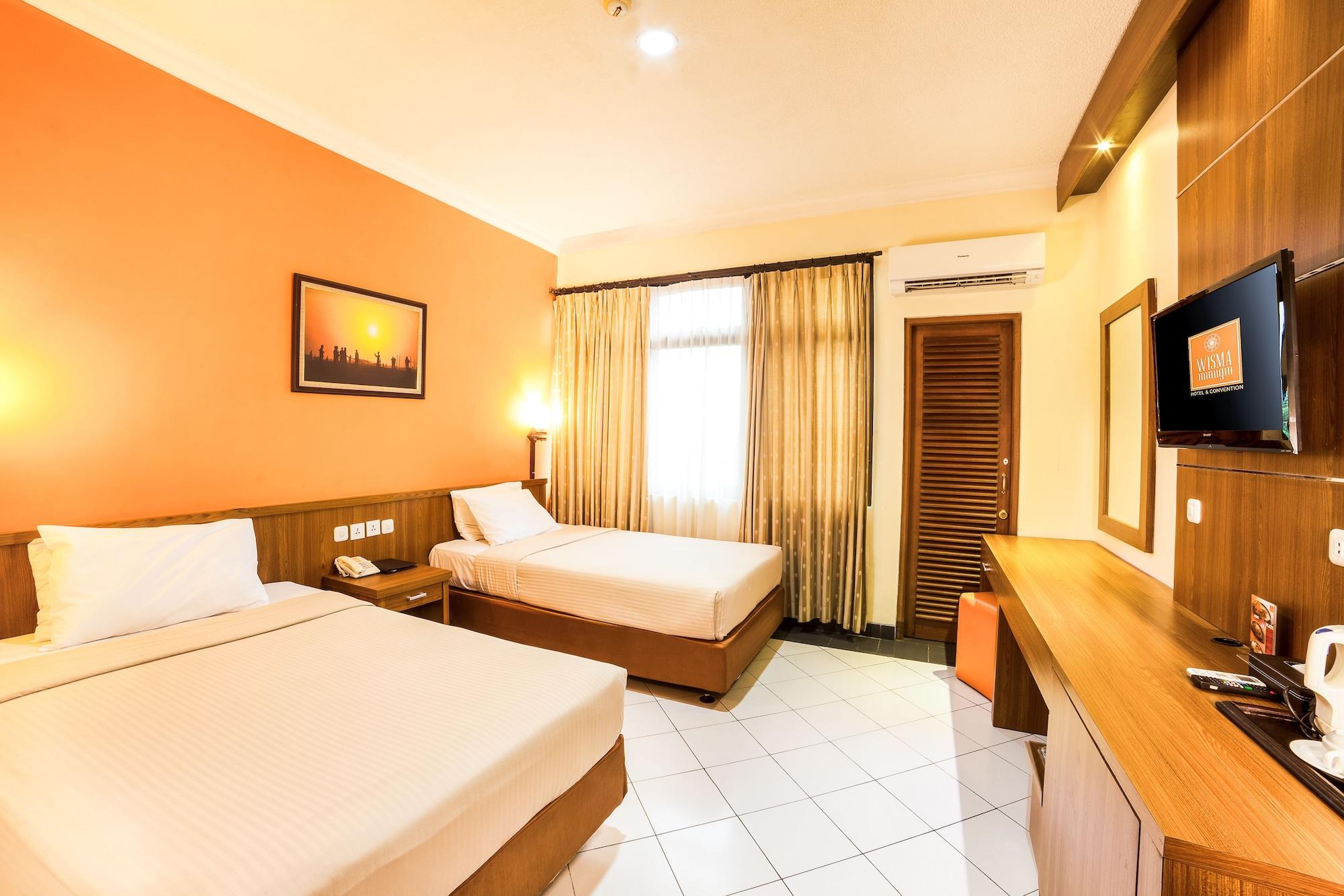 Mmugm Hotel Pakualaman Εξωτερικό φωτογραφία