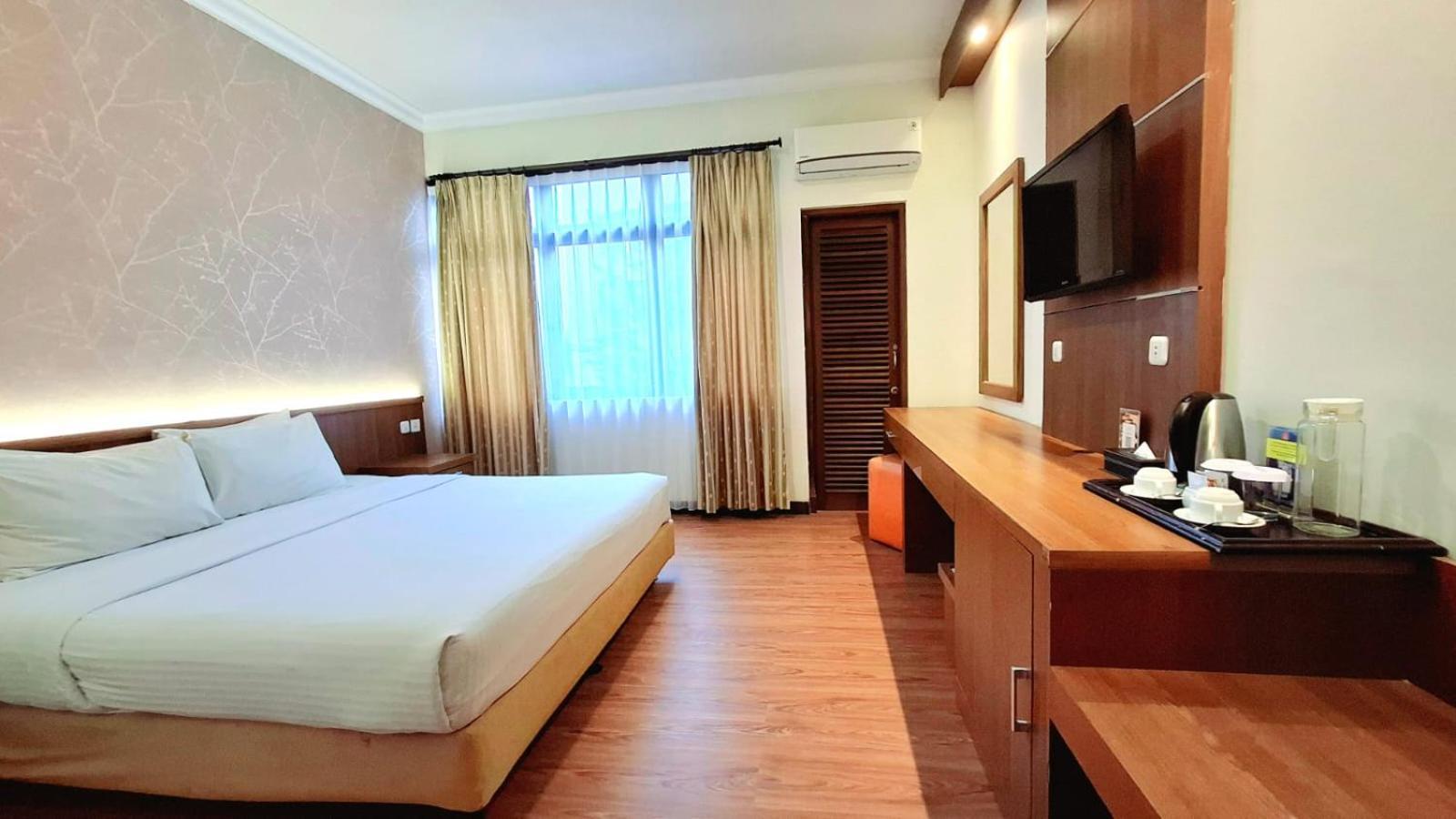 Mmugm Hotel Pakualaman Εξωτερικό φωτογραφία